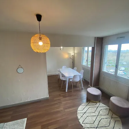 Apartment Appartement, Parking Gratuit, Sortie, Autoroute, La Meridienne Clermont-Ferrand