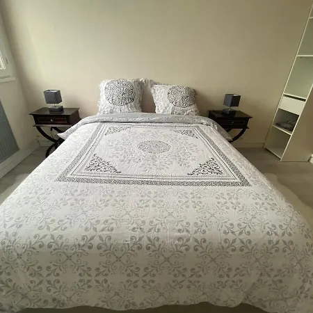 Apartment Appartement, Parking Gratuit, Sortie, Autoroute, La Meridienne