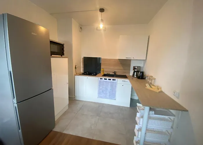 Appartement, Parking Gratuit, Sortie, Autoroute, La Meridienne *